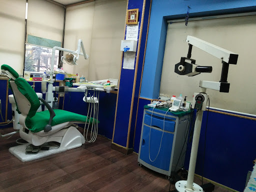 32 Diamonds Dental Clinic Medical Services | Dentists