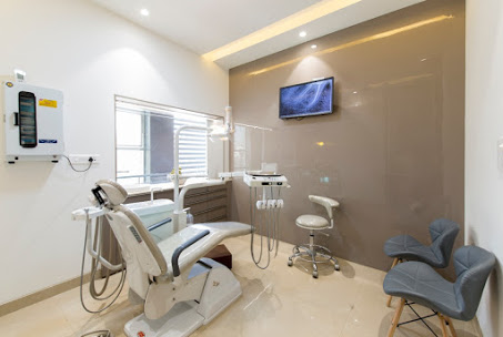 32 Lives Dental Clinic Medical Services | Dentists