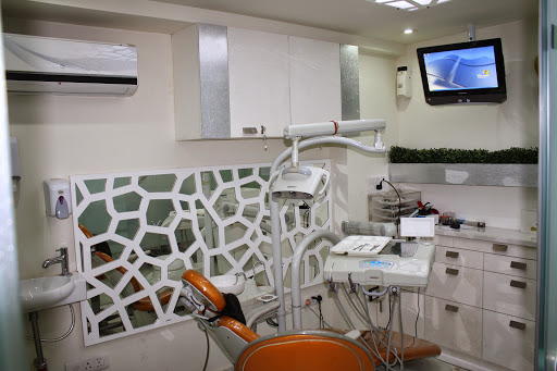 32 Pearls Multispeciality Dental Medical Services | Dentists