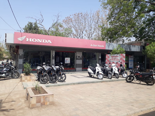 A-One Motors Automotive | Show Room