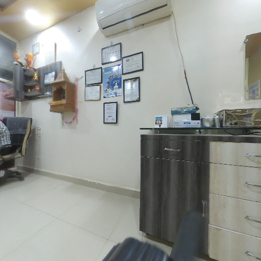 Aashi Dental Clinic Medical Services | Dentists