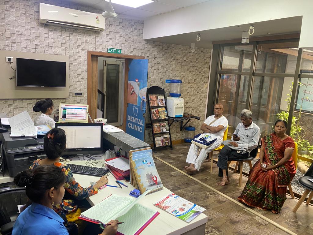 Aashu Dental Clinic Medical Services | Dentists