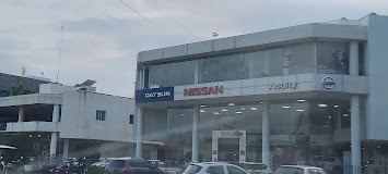 ACUITY NISSAN Automotive | Show Room