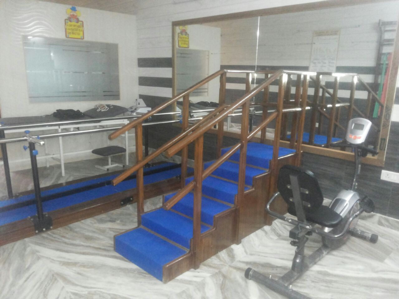 Advaita Physiotherapy Najafgarh Clinics 003