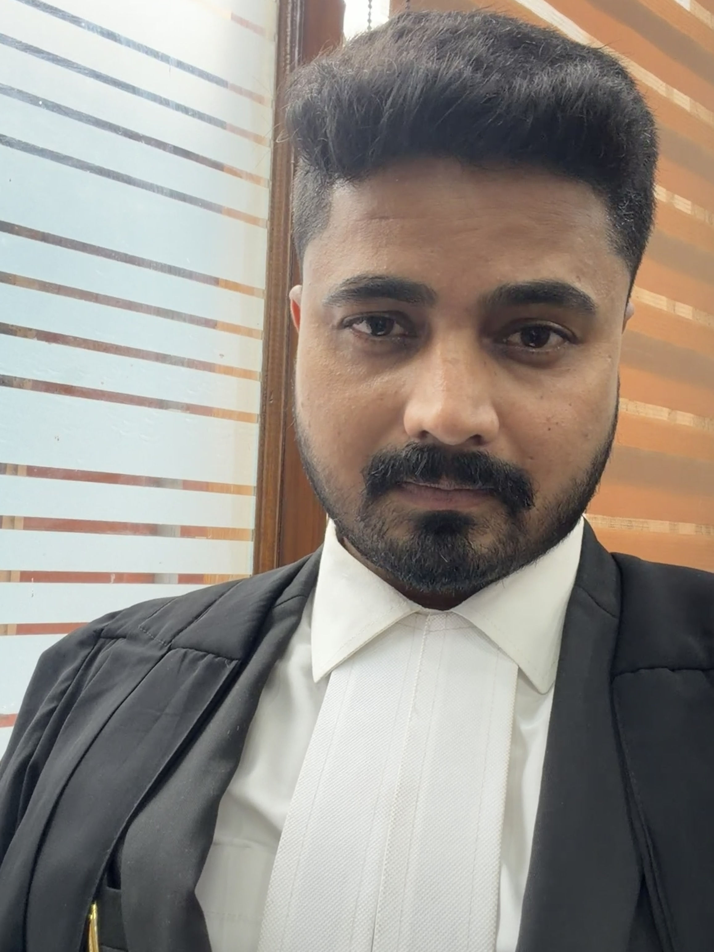 Advocate Newton - Best Divorce Lawyer in Delhi, Best Divorce Advocate, Mutual Divorce Lawyer in Delhi|Architect|Professional Services
