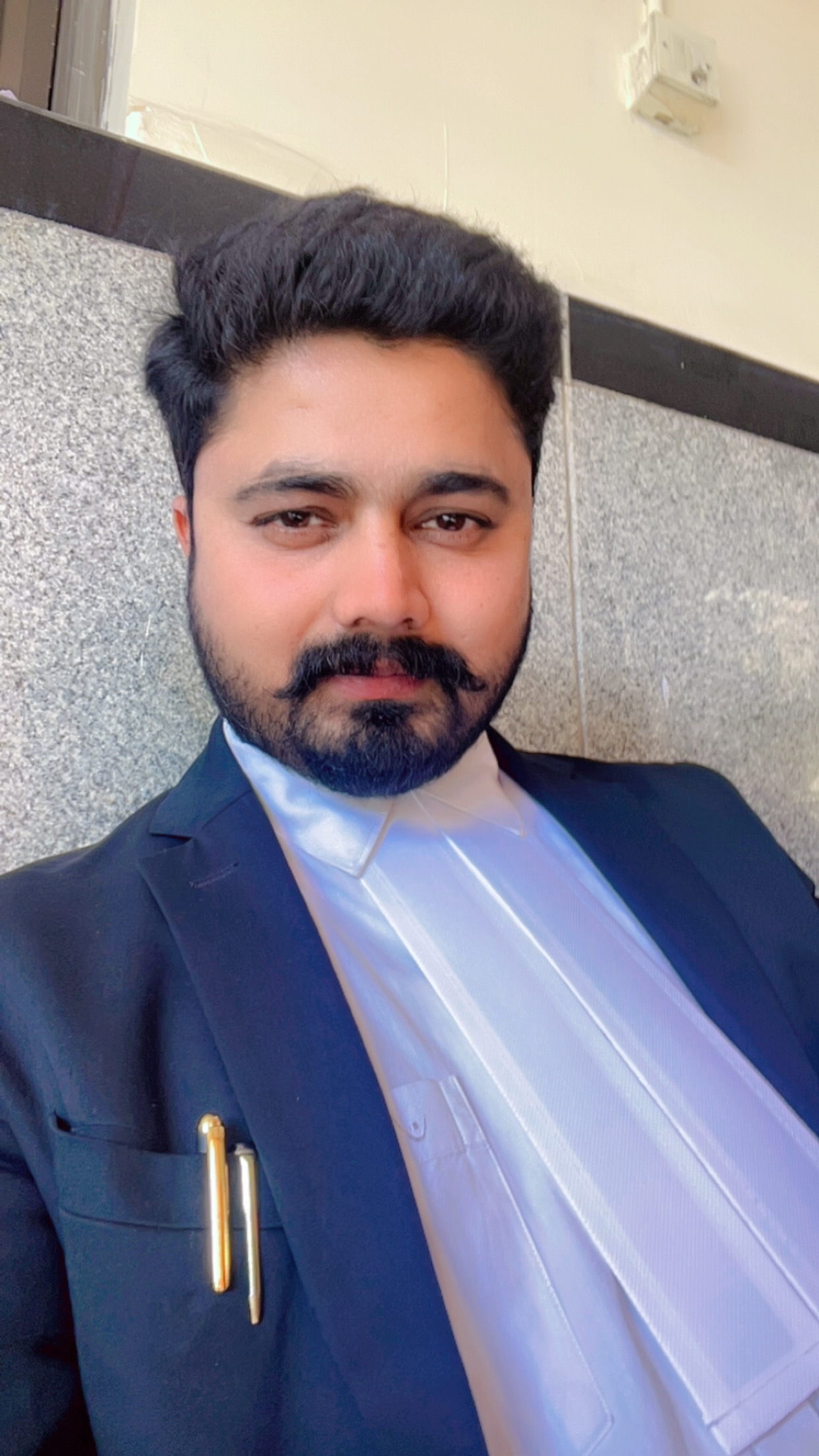 Advocate Newton - Best Divorce Lawyer in Delhi, Best Divorce Advocate, Mutual Divorce Lawyer in Delhi|Architect|Professional Services