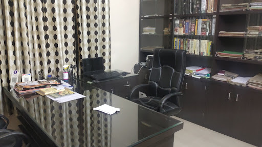 Advocate Pankaj Sharma | Divorce Lawyer Professional Services | Legal Services