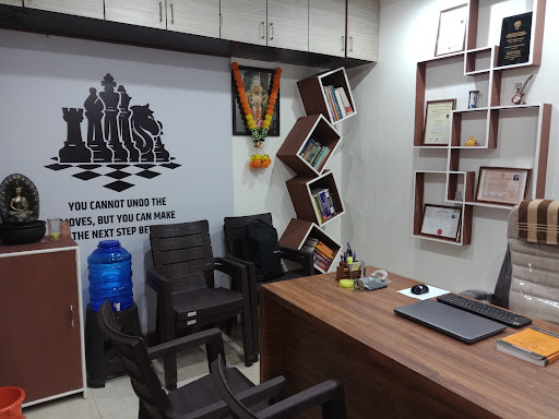 Advocate Sangita Huparikar Professional Services | Legal Services