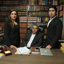 Advocate Sunil Kumar Bakshi (Family Lawyer) Professional Services | Legal Services