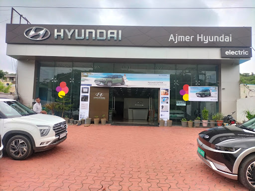 Ajmer Hyundai Automotive | Show Room