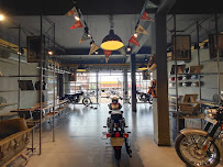 AK Autoriders Automotive | Show Room