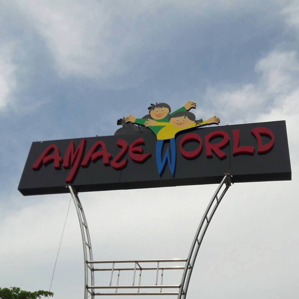 Amaze World - Logo