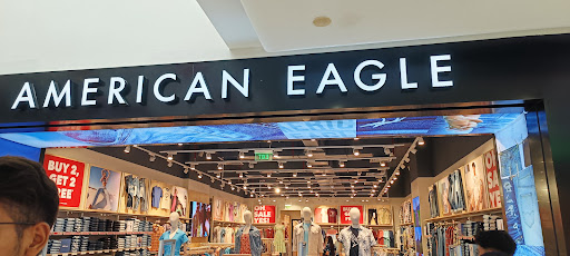 American Eagle Exclusive Store Shopping | Store