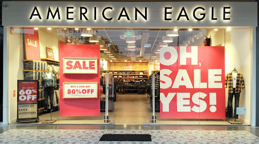 American Eagle Exclusive Store Shopping | Store