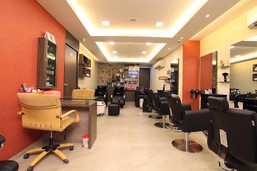 Amresa Salon and Spa Active Life | Salon