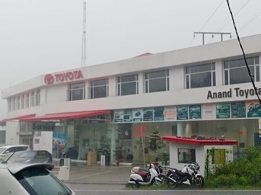 ANAND TOYOTA Automotive | Show Room