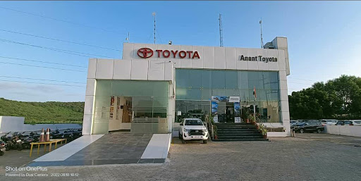 ANANT TOYOTA Sales Automotive | Show Room