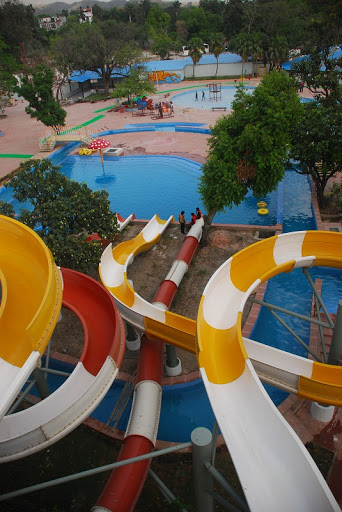 Aqua Village Water Park Logo