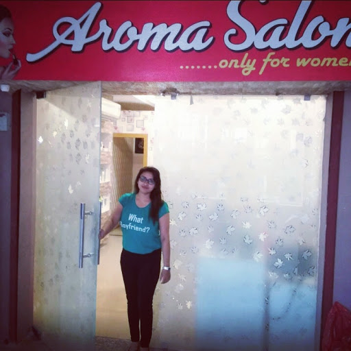 Aroma Hair & Makeup Studio Active Life | Salon