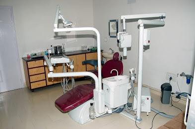 Arya Dental Clinic Medical Services | Dentists