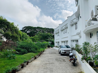 Ascot Hotel|Villa|Accomodation