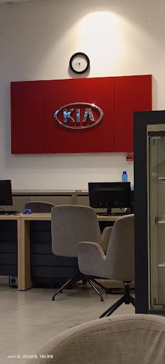 Automotive KIA Automotive | Show Room