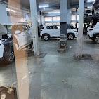 ayanti Motors, Okhla Automotive | Show Room