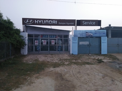 Balajee Hyundai Automotive | Show Room