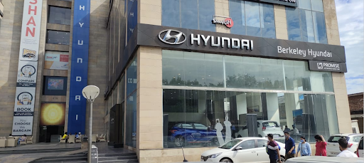 Berkeley Hyundai Automotive | Show Room