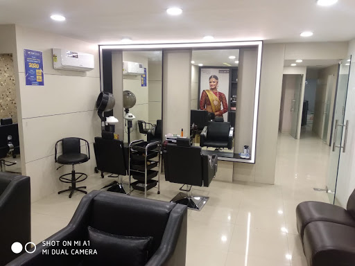 BeYou Salon Chikkadpally New Nallakunta, Hyderabad - Salon in New  Nallakunta | Joon Square