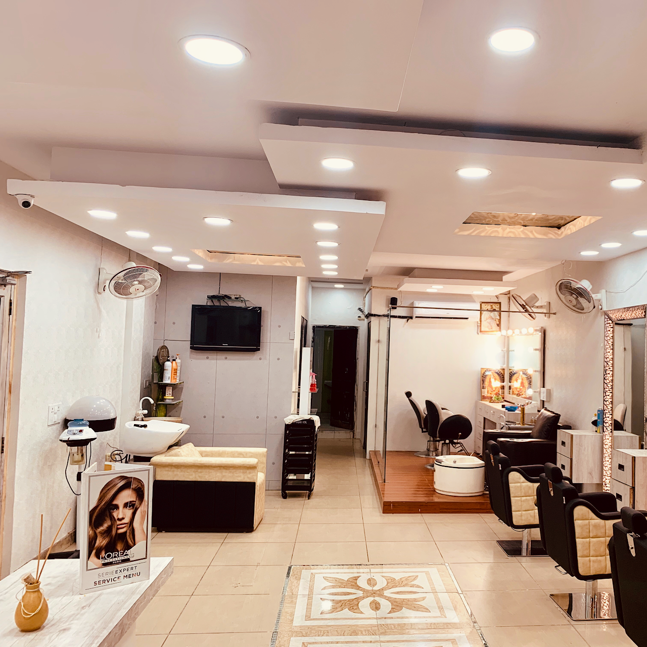 Big Boss Unisex Salon Active Life | Salon