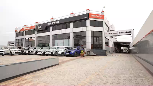 Bikaner Motors Pvt. Ltd. - mahindra Automotive | Show Room