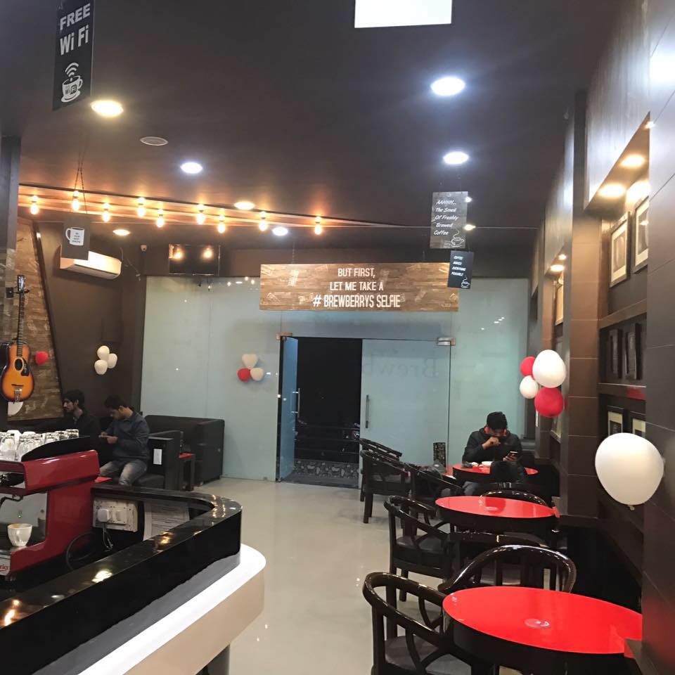 Brewberrys Cafe Bahadurgarh Food and Restaurant | Restaurant