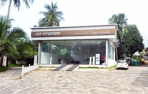 Classic Hyundai 3 Automotive | Show Room