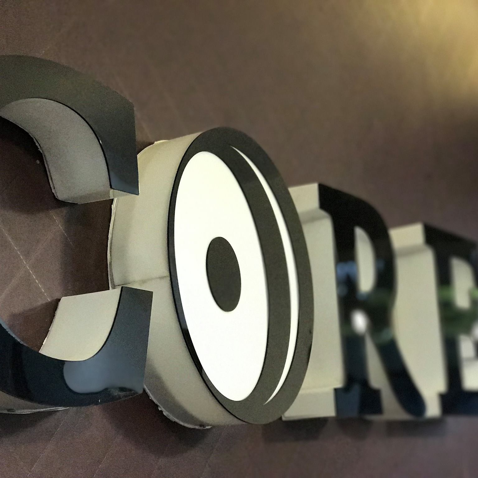 CORE GYM AND FITNESS CENTER Logo