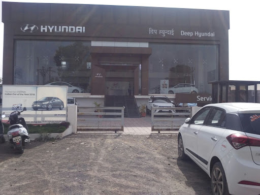 Deep Hyundai Automotive | Show Room