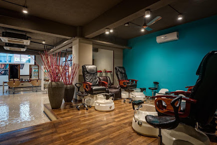 deepaks Spa Salon Active Life | Salon