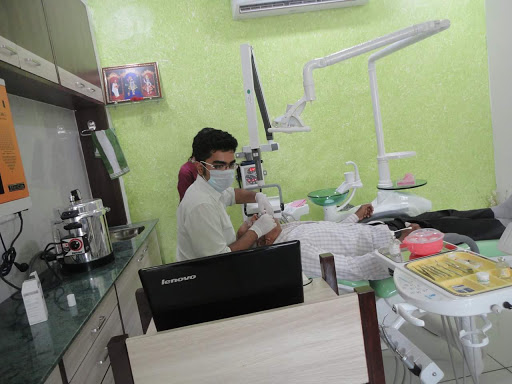 Dental Cure Dental Clinic & Implant Center Medical Services | Dentists
