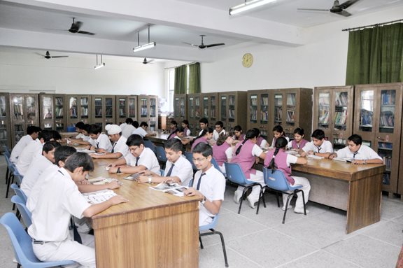 Dewan Public School Meerut Schools 01