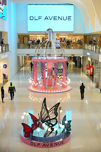 DLF Avenue Saket Shopping | Mall