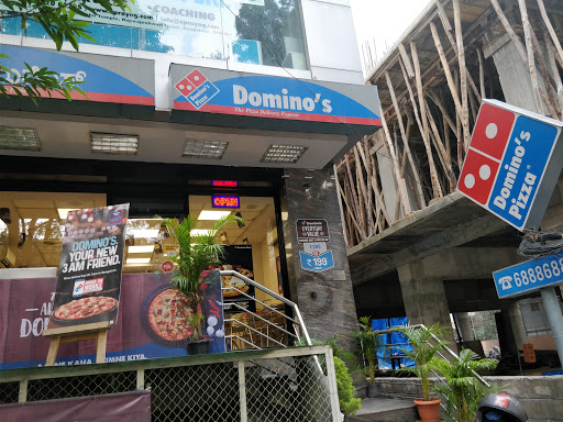 Domoinos Pizza Food and Restaurant | Restaurant