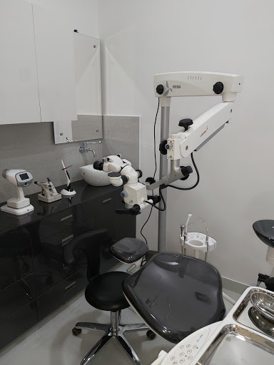 Dr. Aruns DentaPlanet Medical Services | Dentists