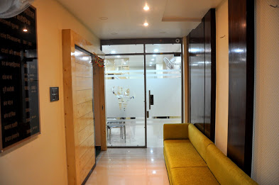 Dr. Darbarilal Memorial Dental Clinic Medical Services | Dentists