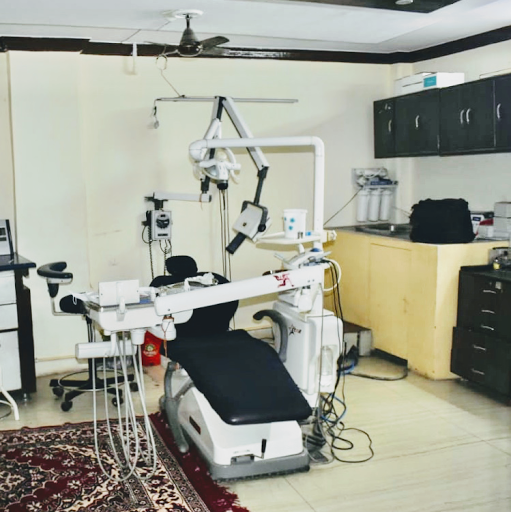 Dr. Dhamija Clinic Medical Services | Dentists