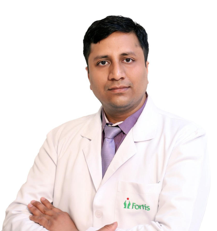 Dr Dharmender Aggarwal, Senior Consultant — Uro-Oncology & Robotic Surgery, Fortis Hospital Mohali|Hospital|Medical Services