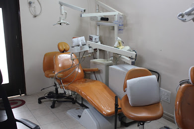 Dr. Fuladis Speciality Dental Clinic Medical Services | Dentists