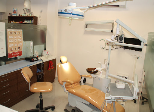 Dr. Gagan Sabharwal Medical Services | Dentists