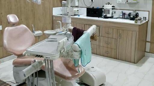 Dr. Khuranas Multispeciality Dental Clinic Medical Services | Clinics