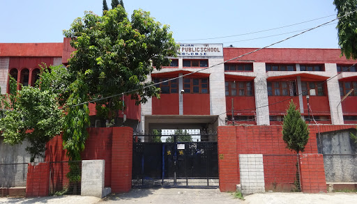 Dr. MCM DAV Centenary Public School Education | Schools