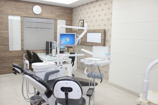 Dr. Mrs. Kiran Jaidev Medical Services | Dentists